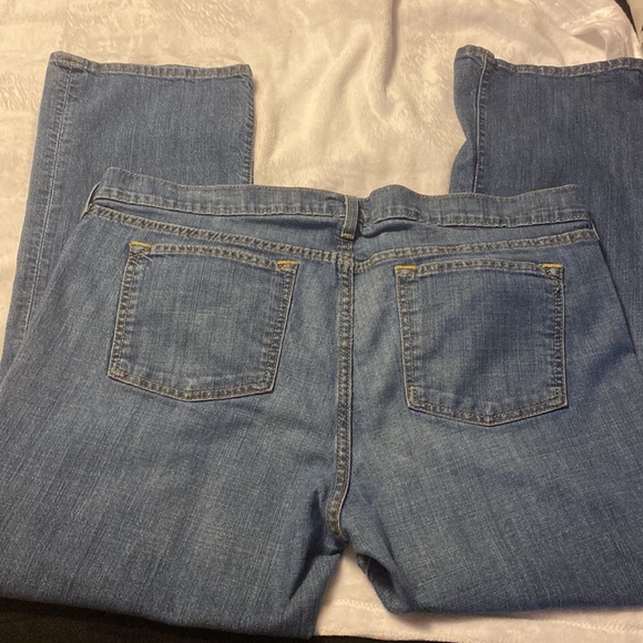 “The Diva” Old Navy, Women’s plus size Jeans - Picture 5 of 6